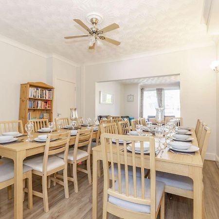 Sail Lodge Скарборо Экстерьер фото